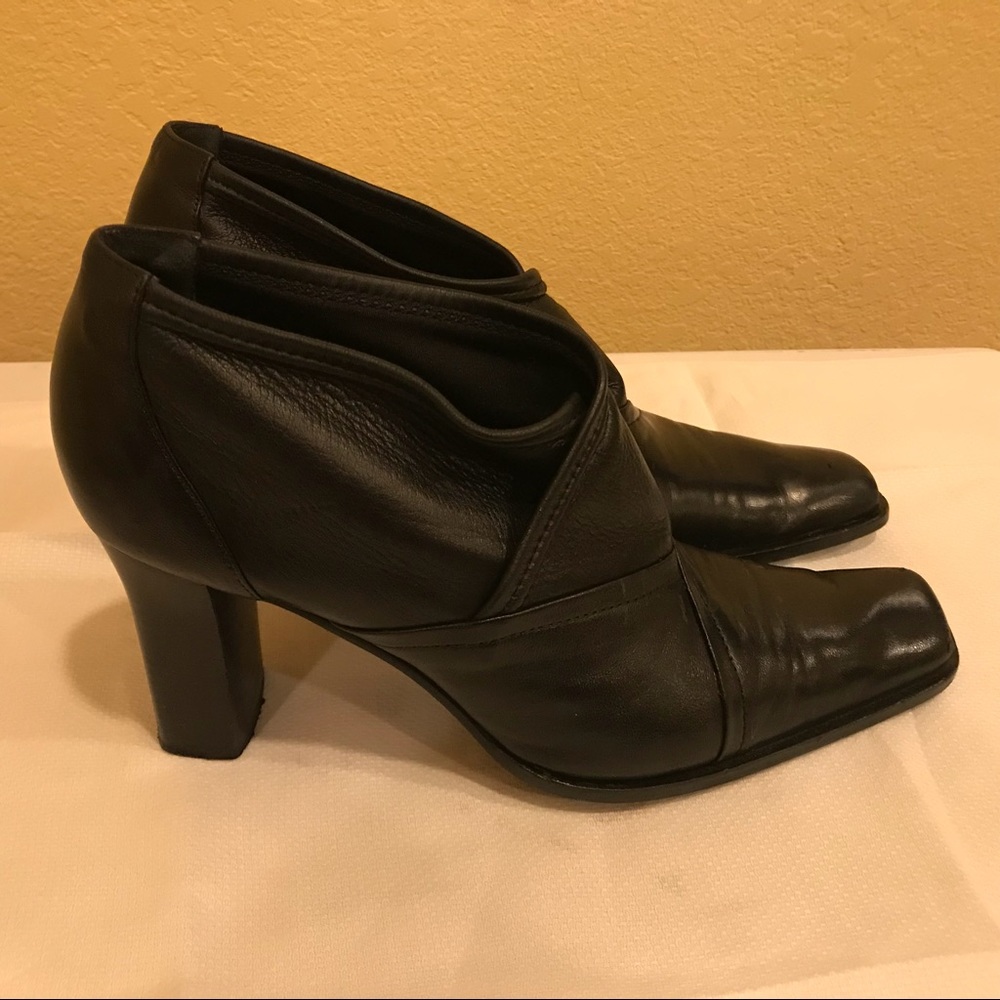 Wilson & Dean Wilkes Bashford leather ankle boots